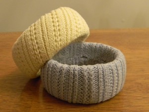 Sweater Bracelets as a nifty thrifty Christmas Gift from Organize Your Stuff Now  | Featured in Satisfaction Through Christ's Make Your Own Homemade Christmas Gift Idea Round Up!