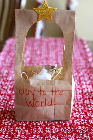 Paper bag manger craft